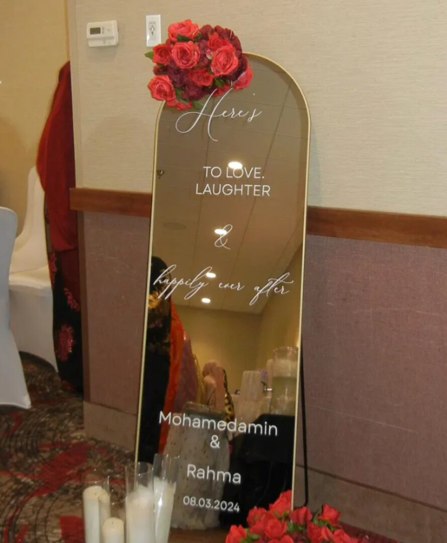 Custom Wedding Welcome Sign Vinyl Decal - Personalizable For Mirror Or Frame Decor